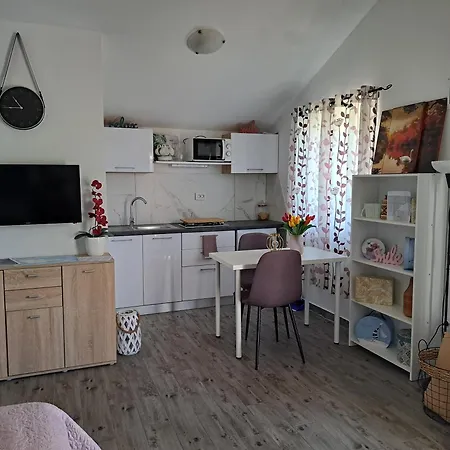 Dbs Apartment *