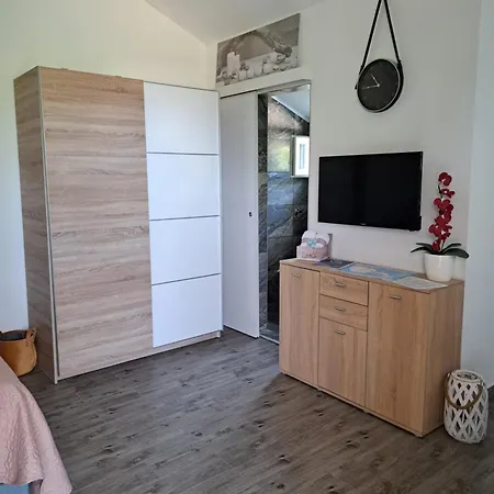 Dbs Apartment Vir